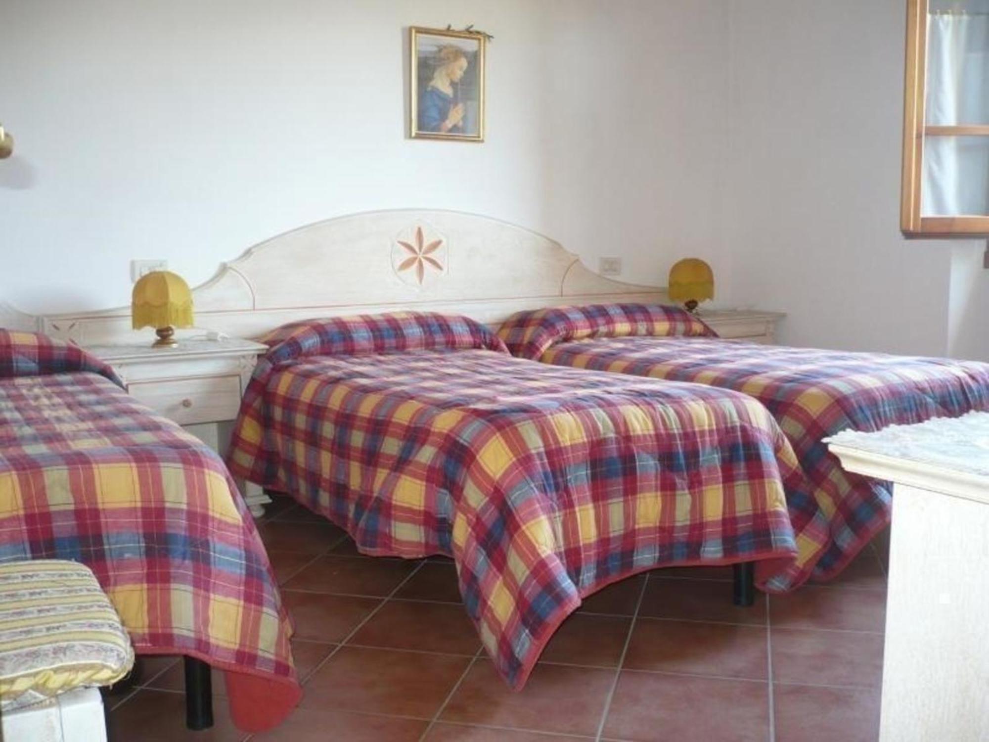Charmantes Ferienhaus In Piani Della Rugginosa Mit Grossem Garten Reggello Ngoại thất bức ảnh