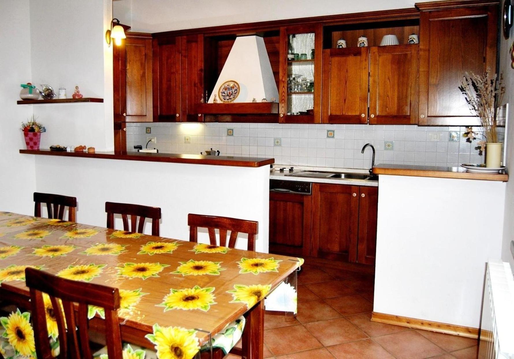 Charmantes Ferienhaus In Piani Della Rugginosa Mit Grossem Garten Reggello Ngoại thất bức ảnh
