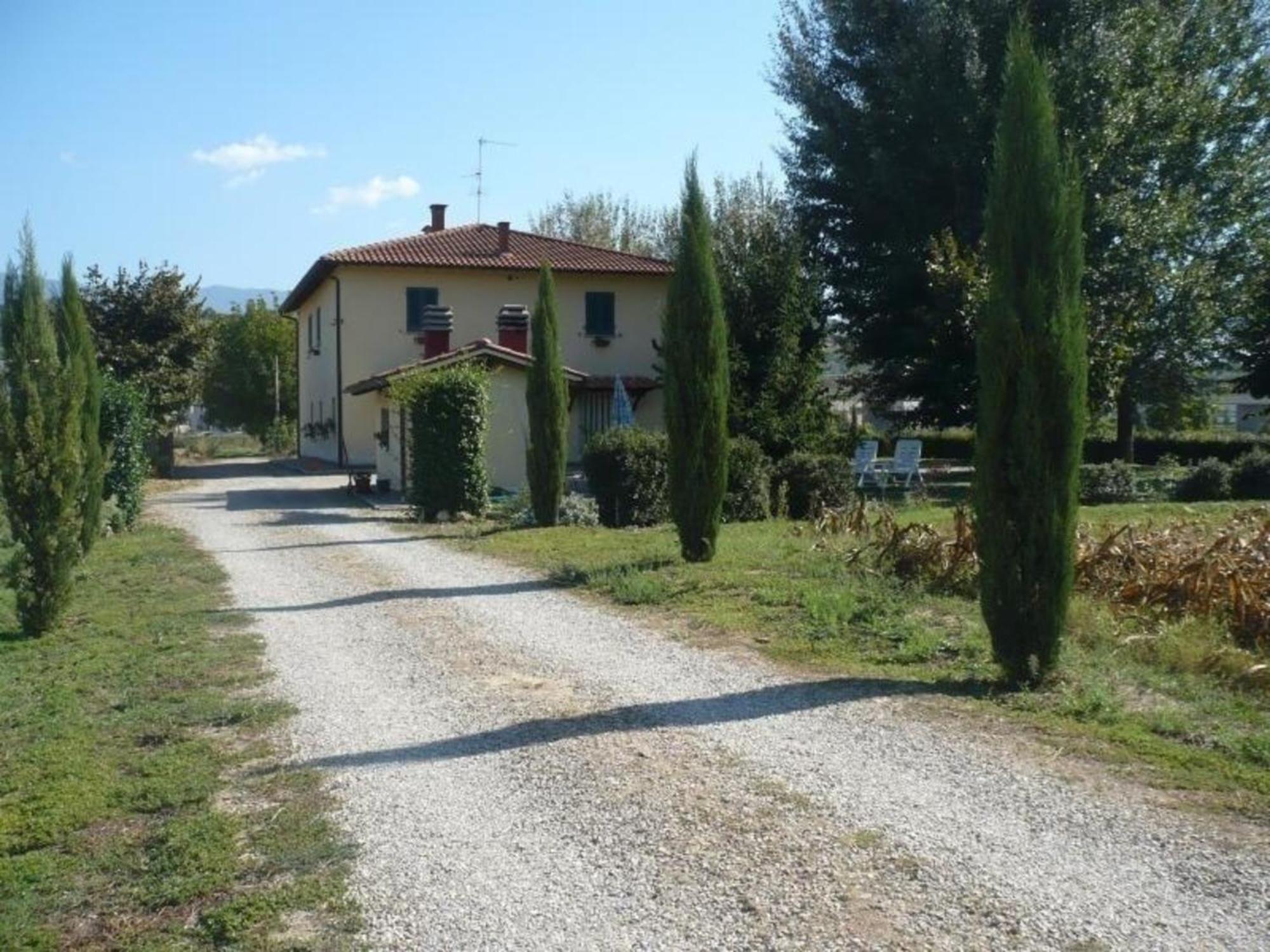Charmantes Ferienhaus In Piani Della Rugginosa Mit Grossem Garten Reggello Ngoại thất bức ảnh